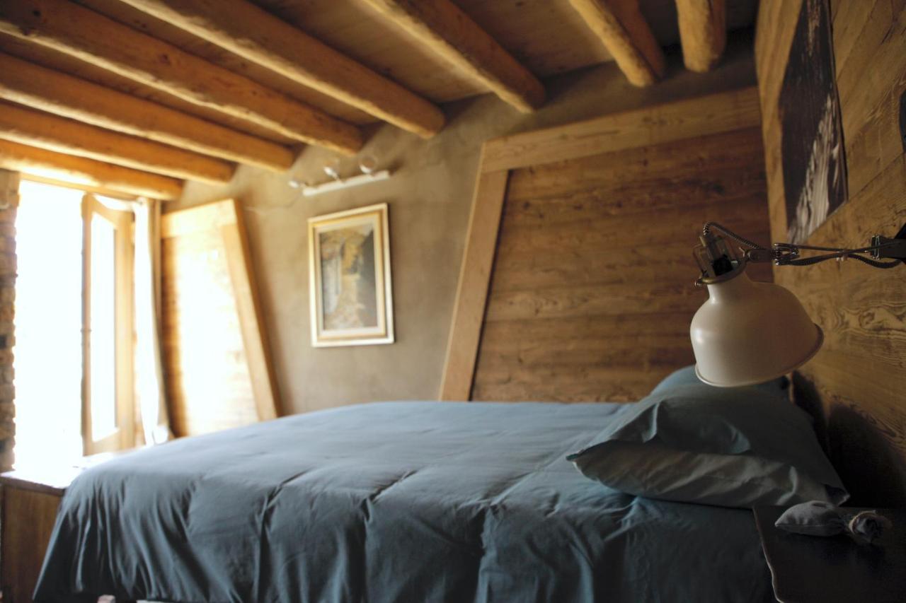 La Casa Di Paglia B&B Verrayes Luaran gambar